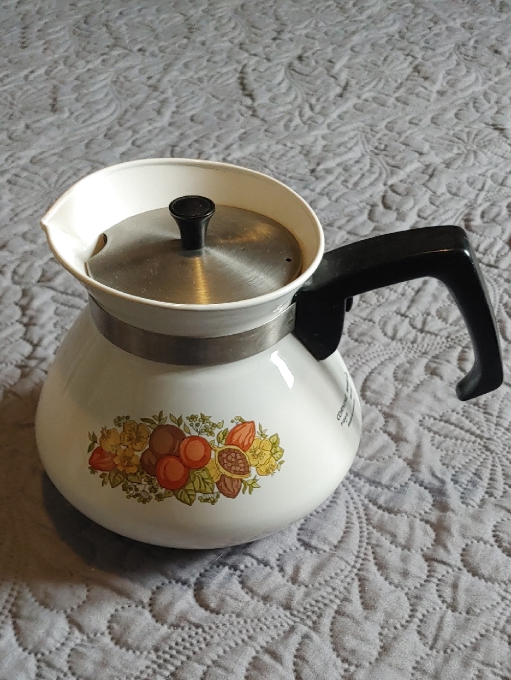 Corningware Spice Of Life Tea Pot -Canadian (ml)